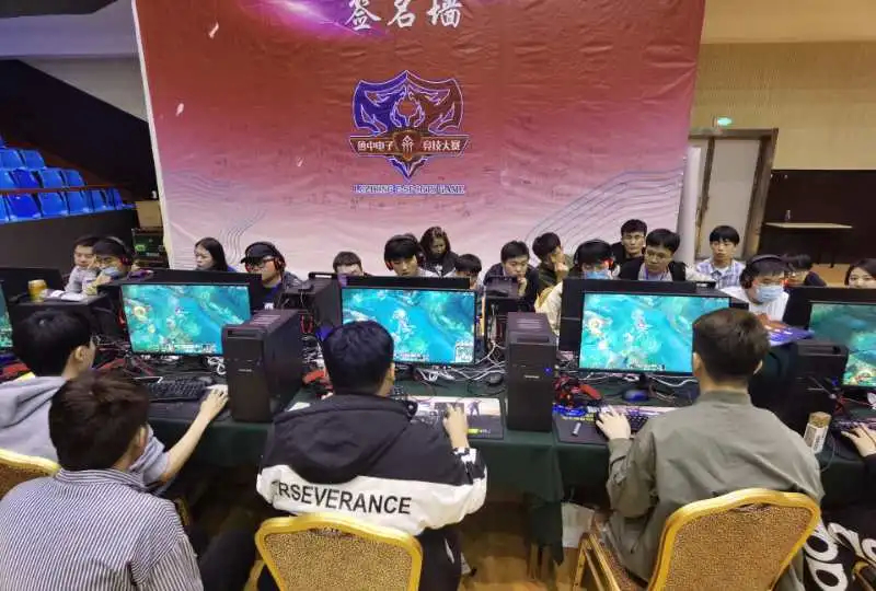 此举不仅仅 此举不仅仅