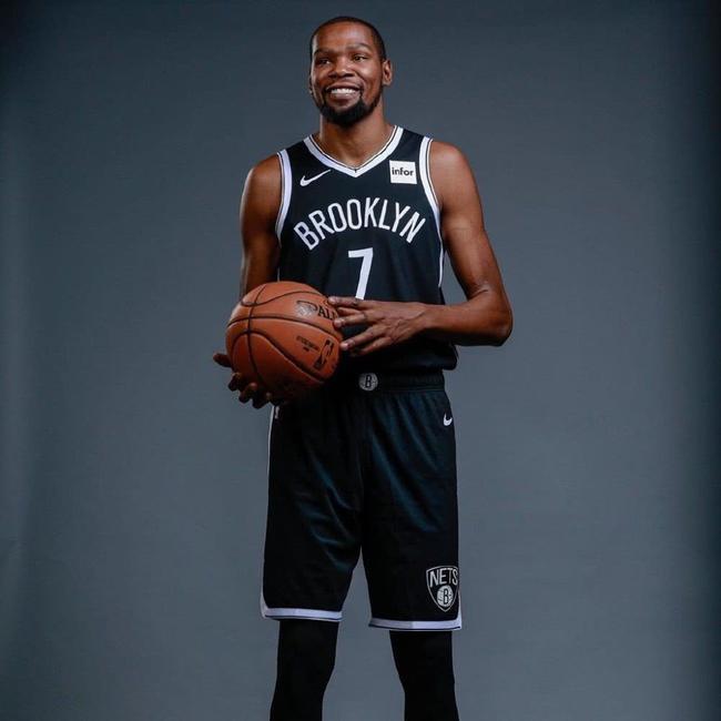 以展现一名 以展现一名